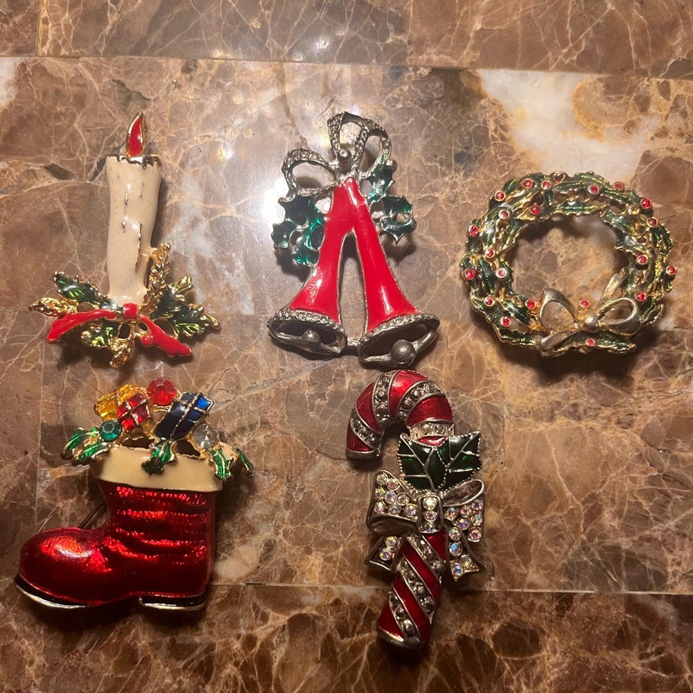 Festive Holiday Brooch Set
